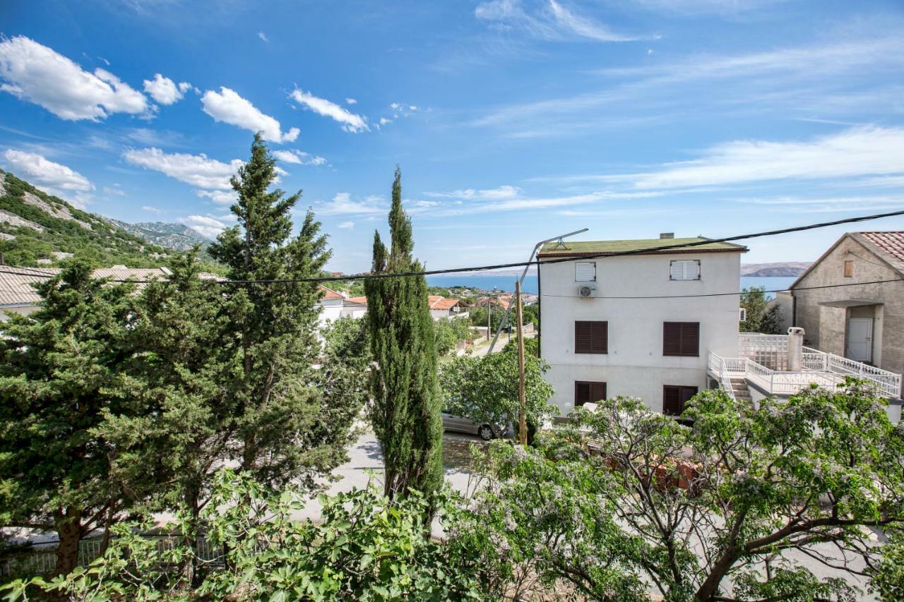 Vacation House Anna Karlobag Esterno foto