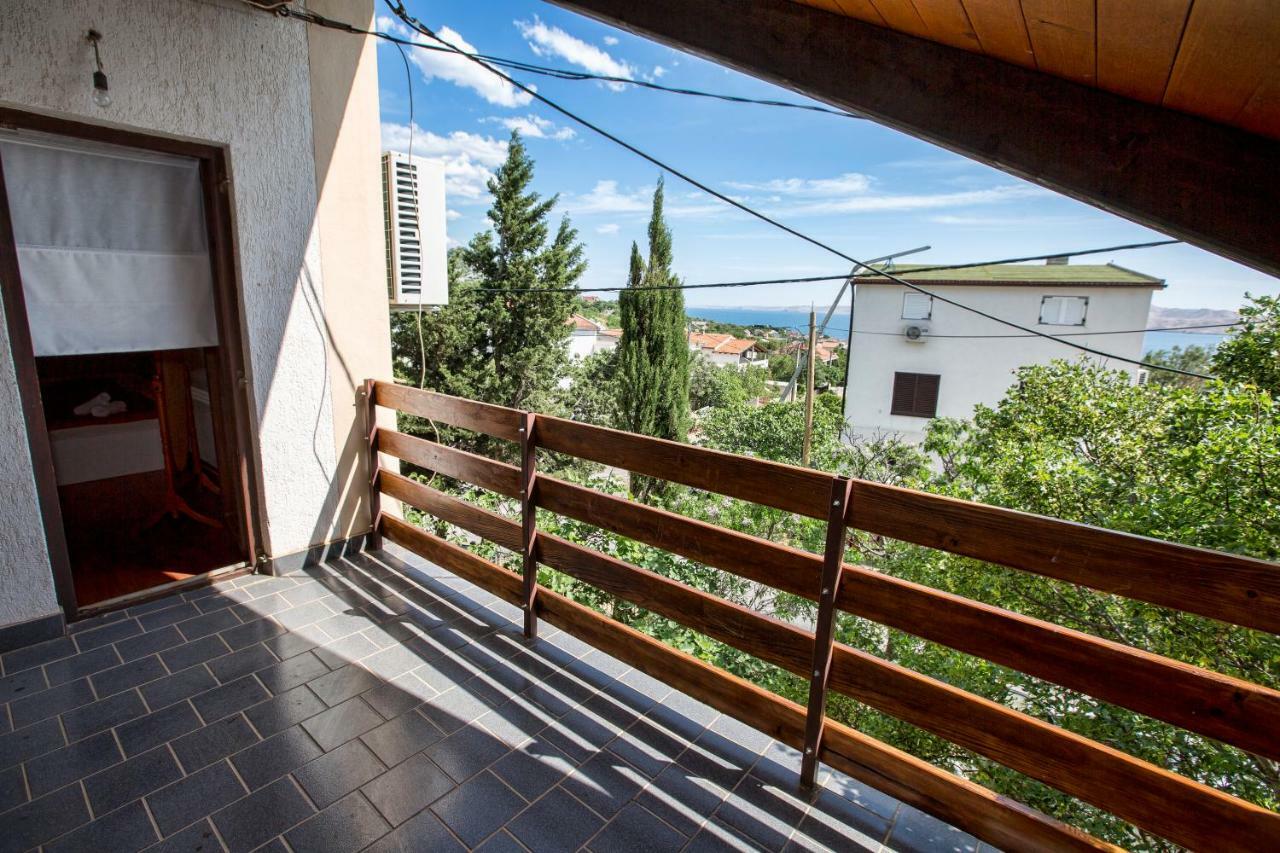 Vacation House Anna Karlobag Esterno foto